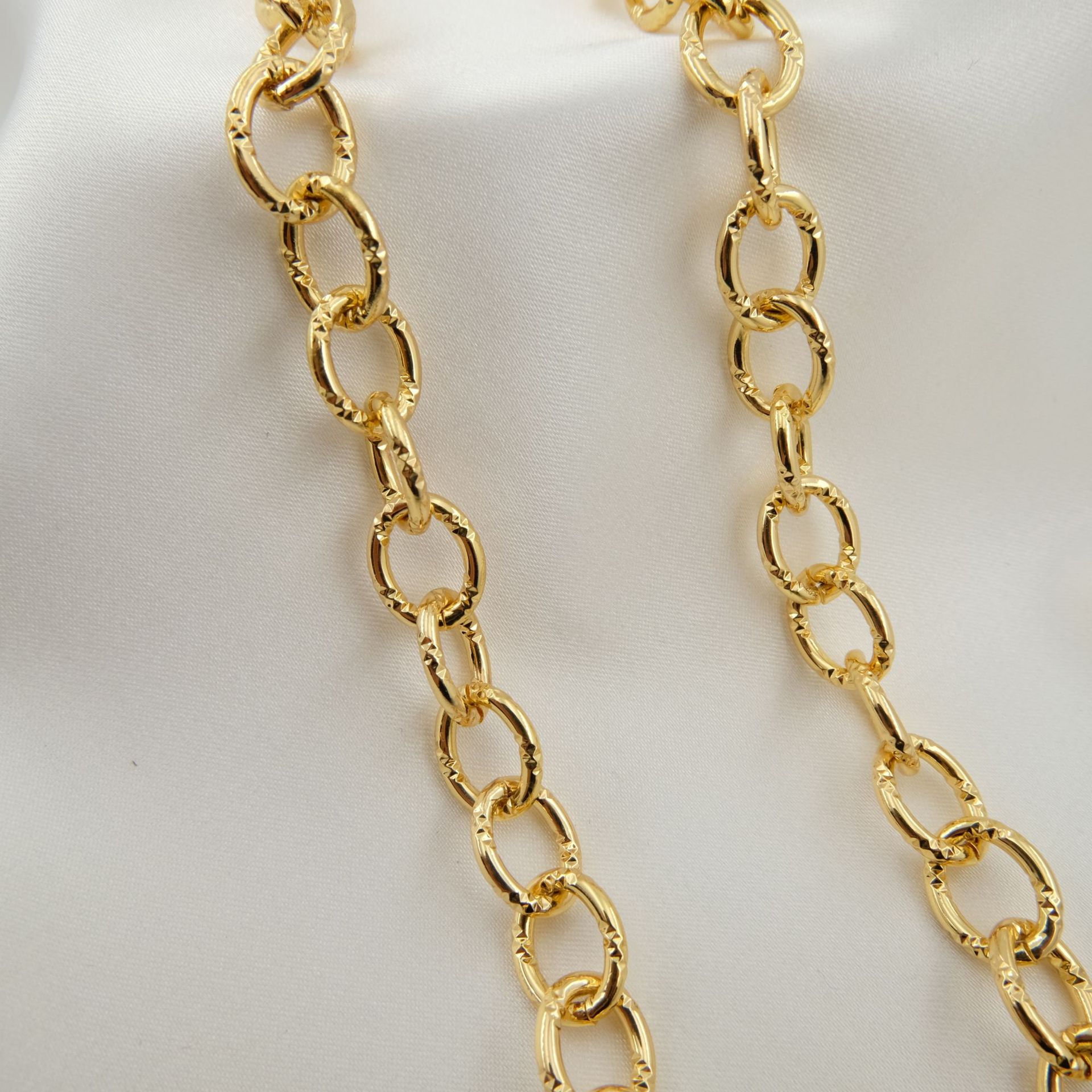 Cuban Link Chain 12Mm - WT-BC199 18K مطلية بالذهب النحاس كول