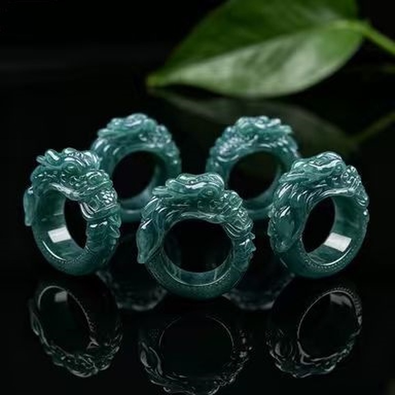 خاتم من حجر اليشم الأزرق عالي  - مراجعة Rings وسعره