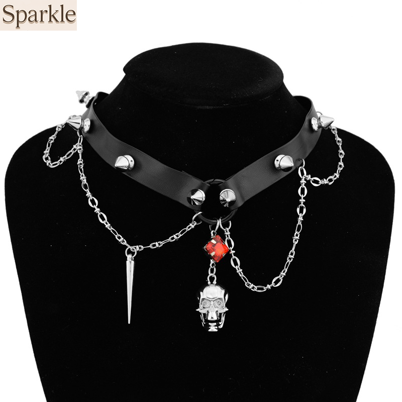 قلادة جلدية على شكل جمجمة داكن - مراجعة Goth Punk Spike Choker وسعره