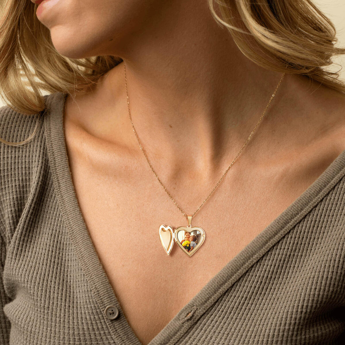 الفولاذ المقاوم للصدأ مجوهرات  - مراجعة Heart Locket Necklace Photo وسعره