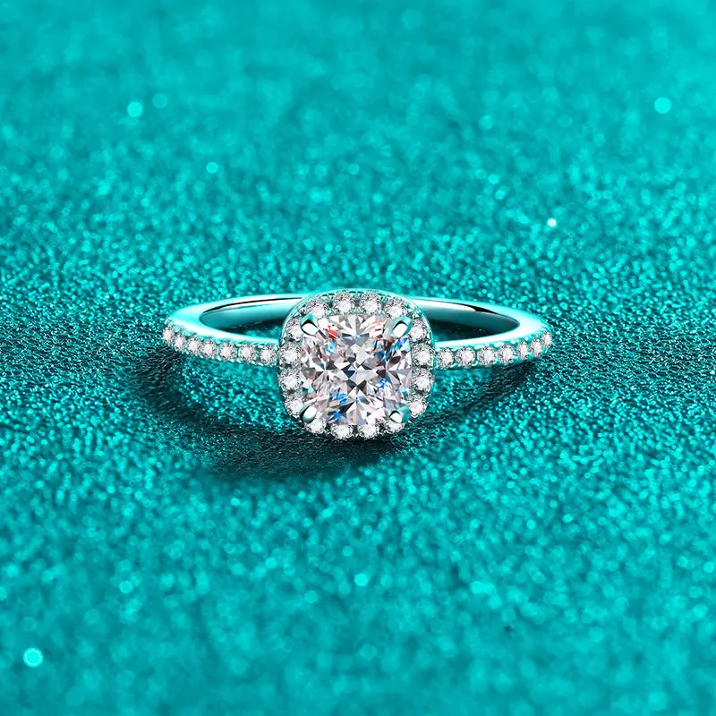 S925 فضة مويسانيتي خاتم للنساء - مراجعة Moissanite Engagement Ring 1 Carat وسعره
