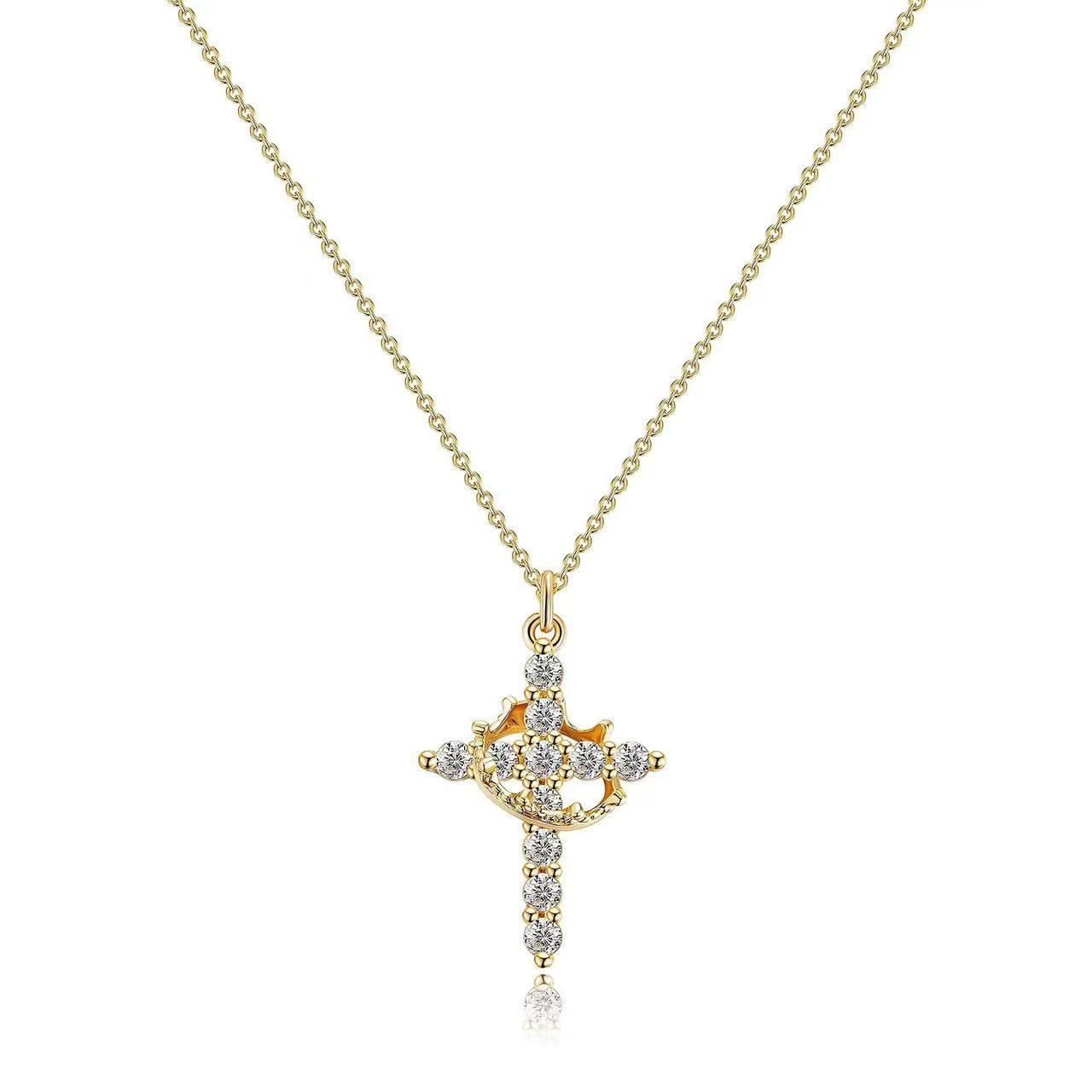 قلادة نسائية بتصميم تاج وصليب  - مراجعة Cross Pendant Necklace Gold وسعره